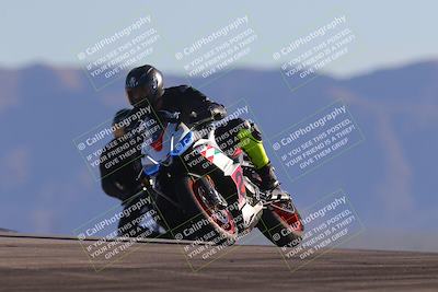 media/Nov-06-2023-Moto Forza (Mon) [[ce023d0744]]/3-Intermediate Group/Session 5 (Turn 9)/
